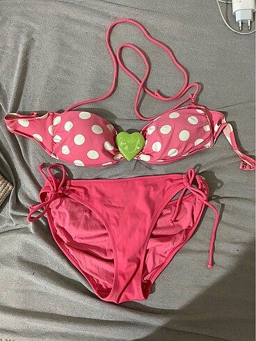 KYO orijinal bikini