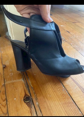 Tokalı Siyah Topuklu Kadın Stiletto - Görsel 2