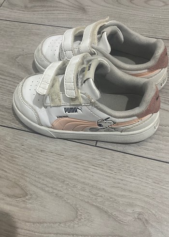 25 Beden Kız Çocuk Beyaz Cırt Cırtlı Spor Ayakkabı