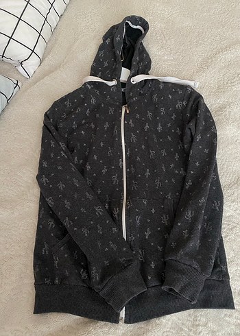 LC Waikiki m