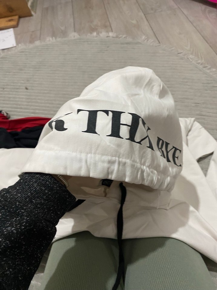 Kapüşonlu, Baskılı Beyaz Kadın Sweatshirt - Görsel 3