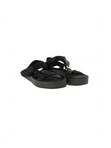 Zara Zara Sandalet %70 İndirimli.
