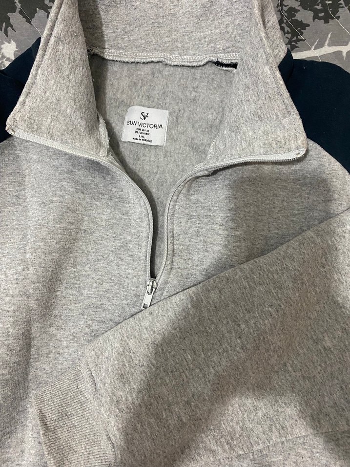 Erkek/ kadın  Gri Yarım Fermuarlı Sweatshirt - Görsel 2