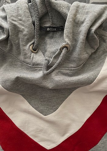 Gri V Yaka Uzun Kollu Kadın Sweatshirt - Görsel 2