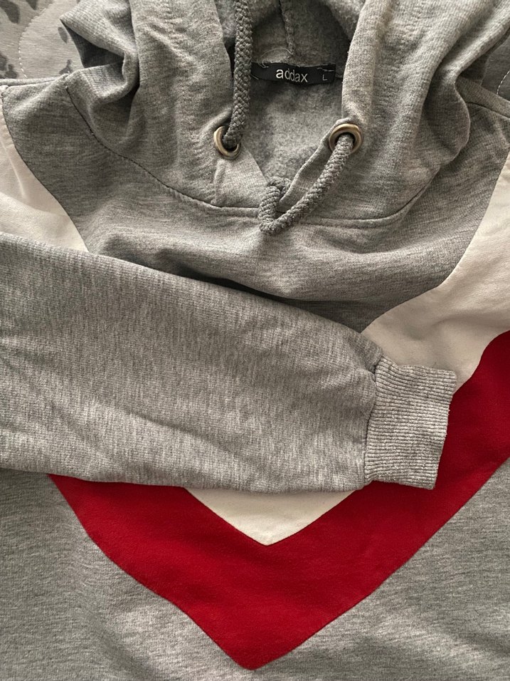 Gri V Yaka Uzun Kollu Kadın Sweatshirt - Görsel 3