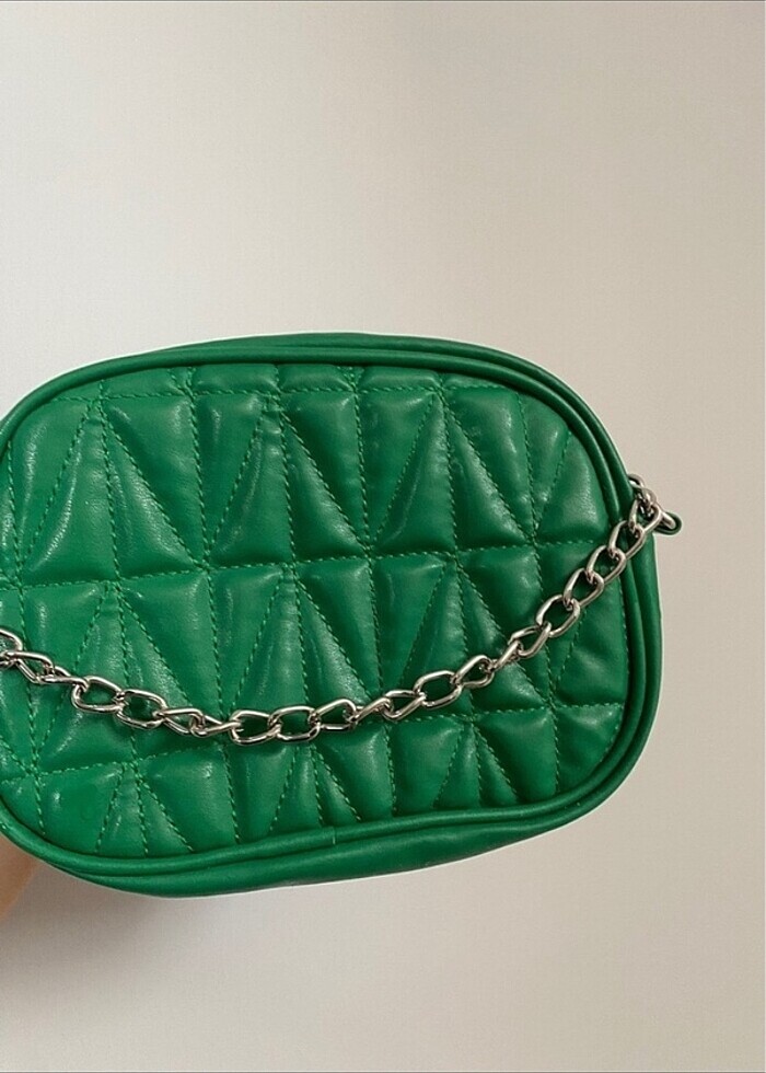 Trençkot ve çanta - Görsel 3