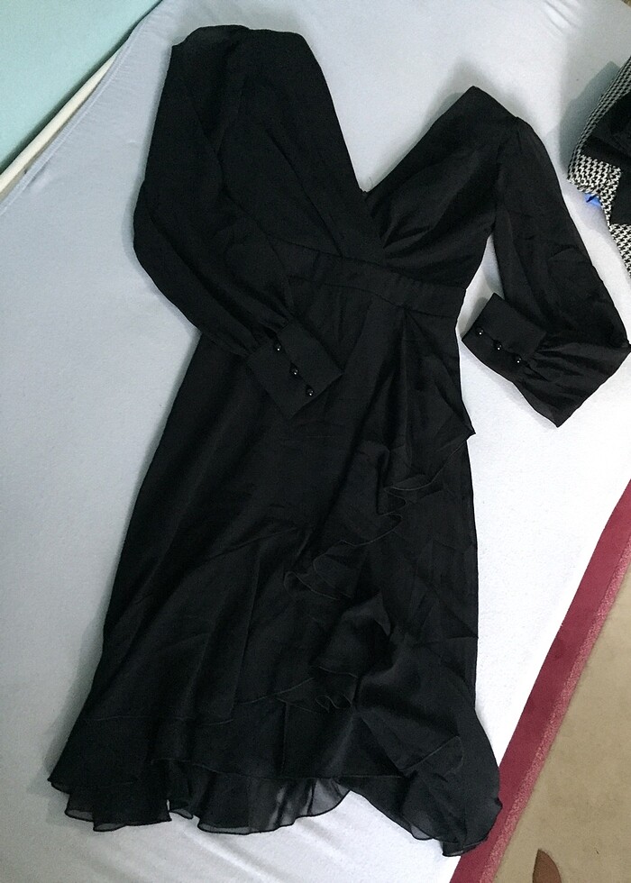 Siyah Elbise - Görsel 2