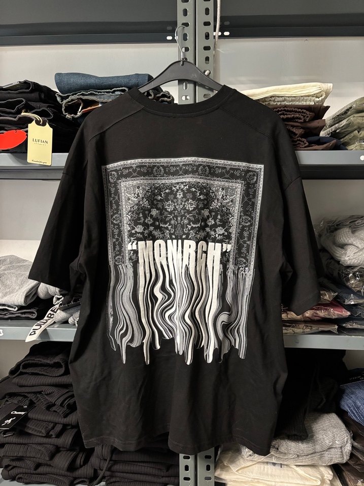 Siyah Baskılı Oversize Keten Tişört - Görsel 2