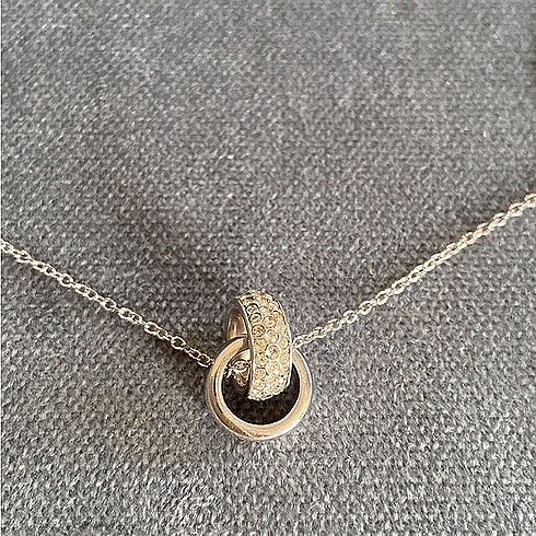 Tchibo. Swarovski Taşlı Kolye