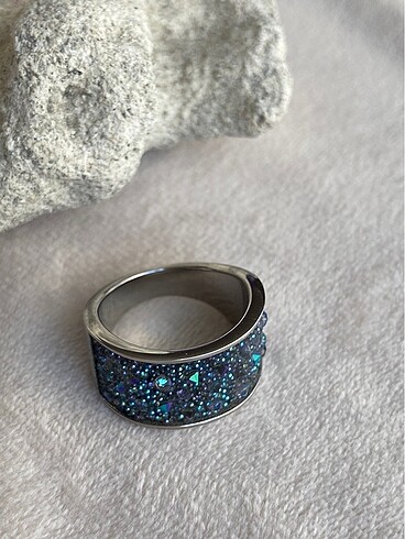 Beden siyah Renk Tchibo. Swarovski Kristalli Yüzük (16)