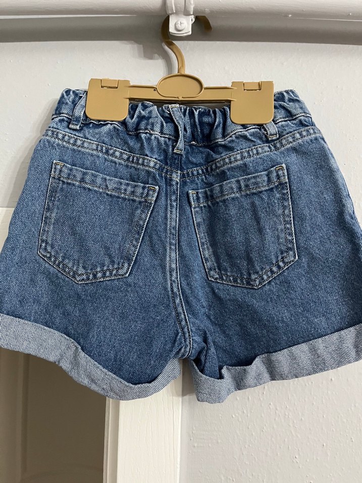 Kemer Detaylı Gri Mavi Kız Kot Şort - Görsel 2