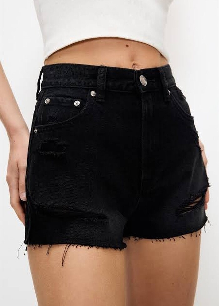 PULL AND BEAR Mom fit distressed şort - Görsel 2