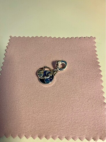  Beden Pandora charm