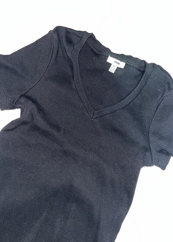 MAVİ V Yaka Siyah Kısa Kollu - Görsel 2
