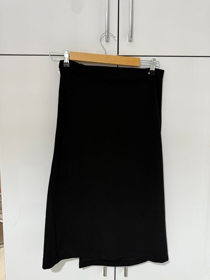 Drapeli Siyah Uzun Dar Etek - Görsel 5