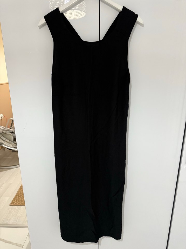 Siyah V Yakalı Uzun Kolsuz Elbise - Görsel 2