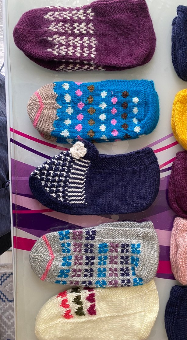 El Örgüsü Renkli Patik - Görsel 5