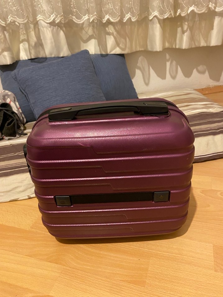 Patlıcan Moru Fermuarlı Küçük Valiz - Görsel 3