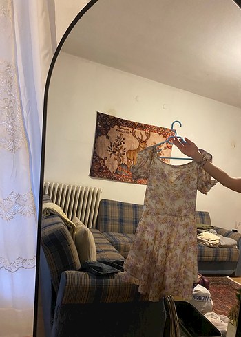 Çiçekli Elbise - Görsel 2