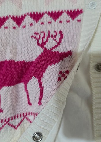 Nakışlı Beyaz Örgü Kız Bebek Tulumu - Görsel 4