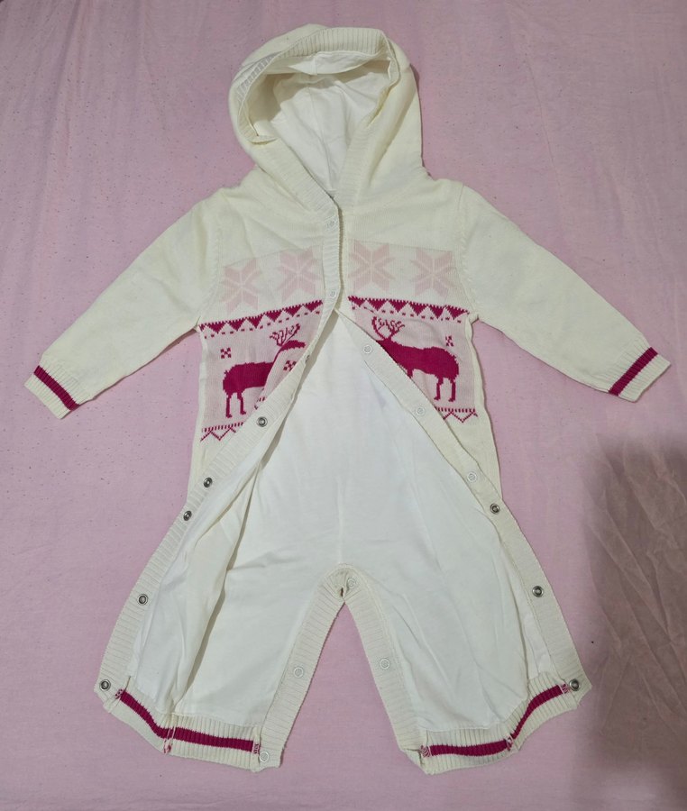 Nakışlı Beyaz Örgü Kız Bebek Tulumu - Görsel 2