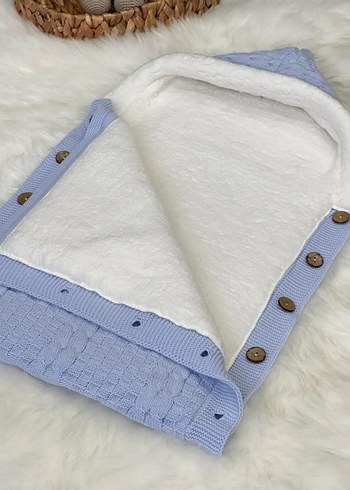 Düğmeli Mavi Bebek Battaniyesi - Görsel 2