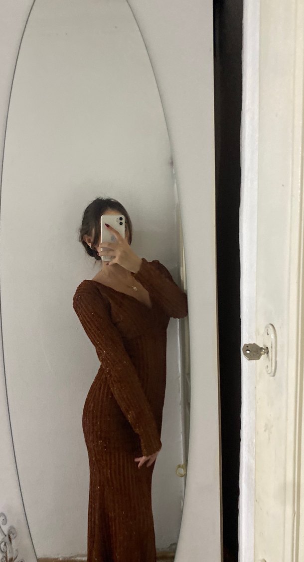 Uzun Kahverengi V Yakalı Triko Elbise - Görsel 4