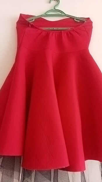 m Beden kırmızı Renk Balo elbisesi 