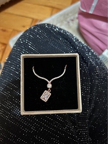 Gümüş kolye rose gold