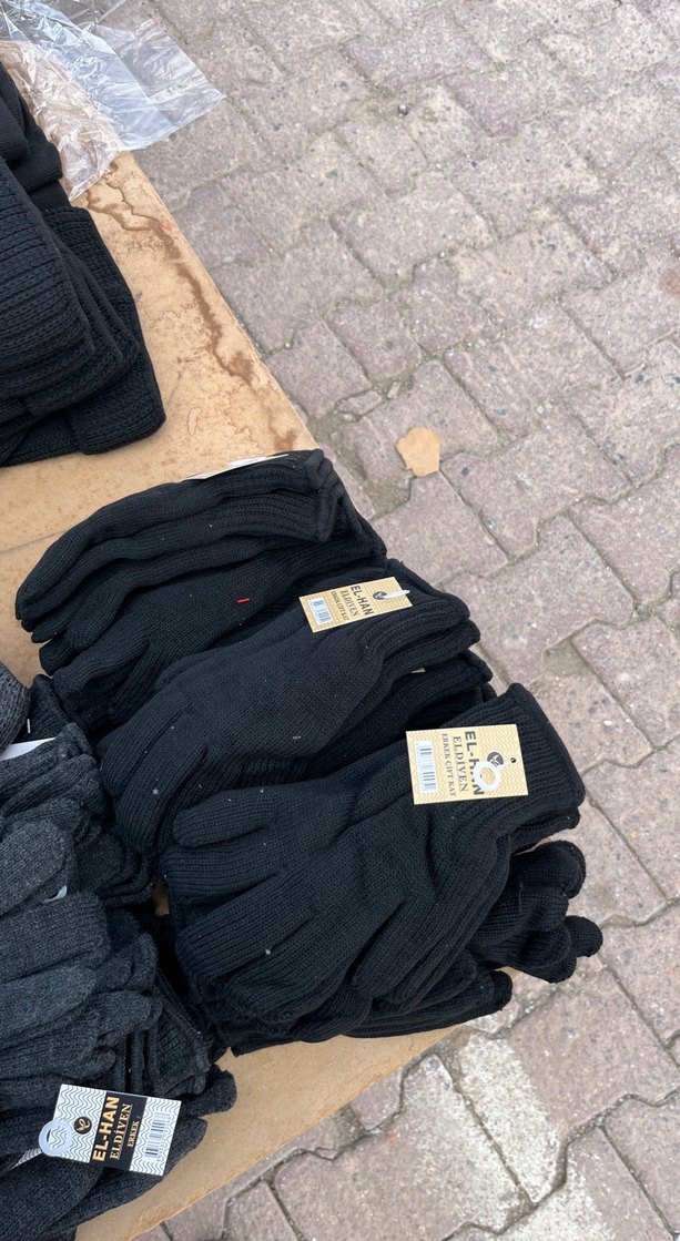 Kadın Siyah Örgü Eldiven - Görsel 3