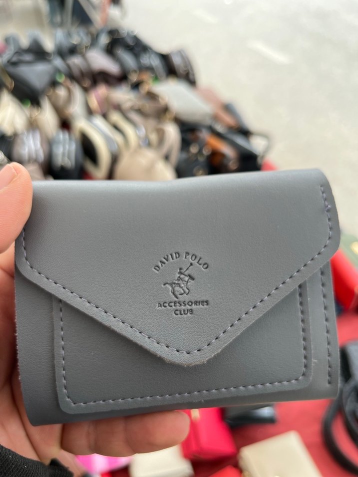 Gri Deri Kadın Cüzdanı Velcro Kapaklı - Görsel 2