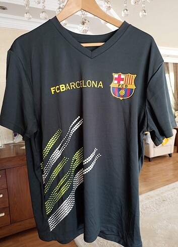 V Yaka FC Barcelona Tshirt 