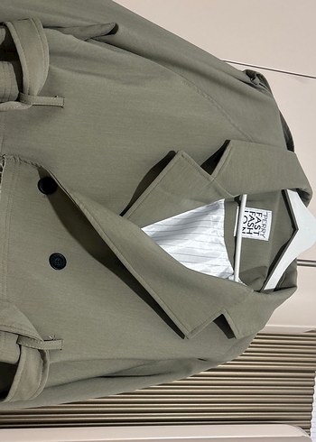 Düğmeli haki yeşili Kadın Keten Trençkot - Görsel 2