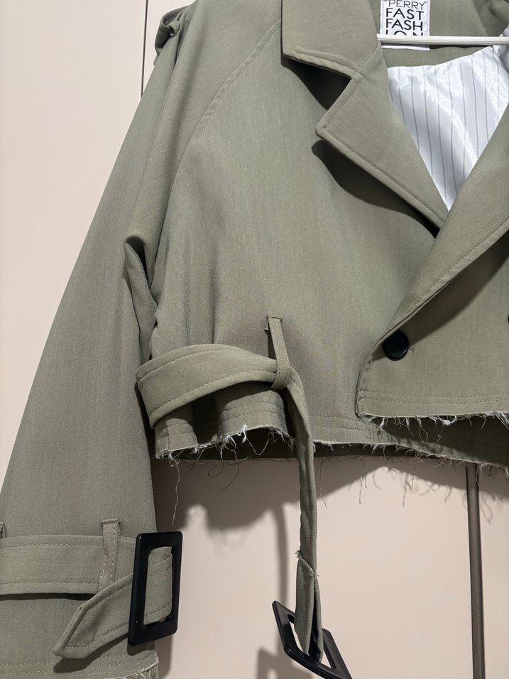Düğmeli haki yeşili Kadın Keten Trençkot - Görsel 3