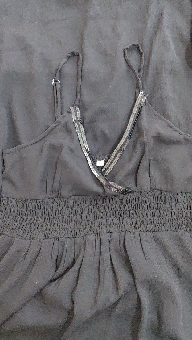 Siyah V Yakalı İnce Askılı Uzun Elbise - Görsel 2