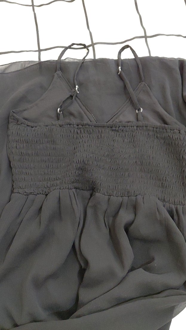 Siyah V Yakalı İnce Askılı Uzun Elbise - Görsel 3