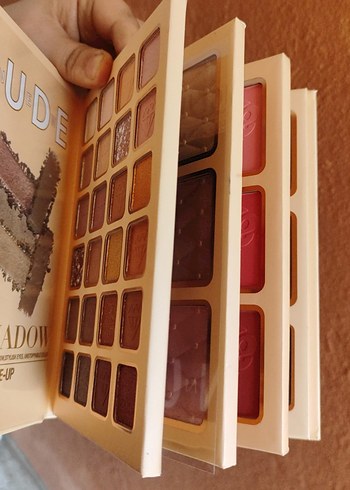 URATM Beauty Nude Göz Farı Paleti - Görsel 4