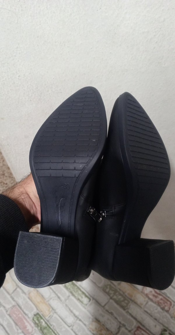 Kadın Siyah Topuklu Dizüstü Bot - Görsel 5