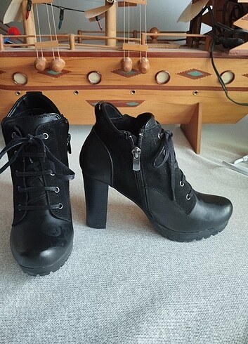 9 cm topuklu bot - Görsel 4