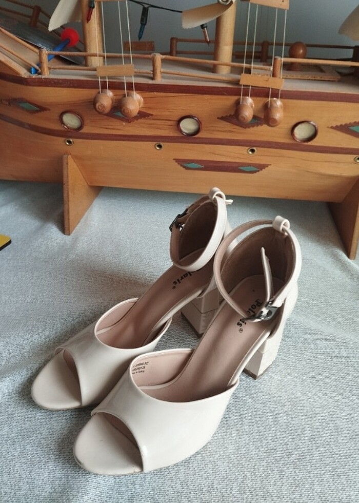 Topuklu ayakkabı  - Görsel 4