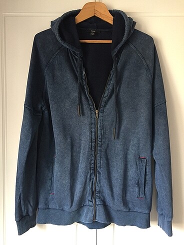 Erkek kapüşonlu sweatshirt