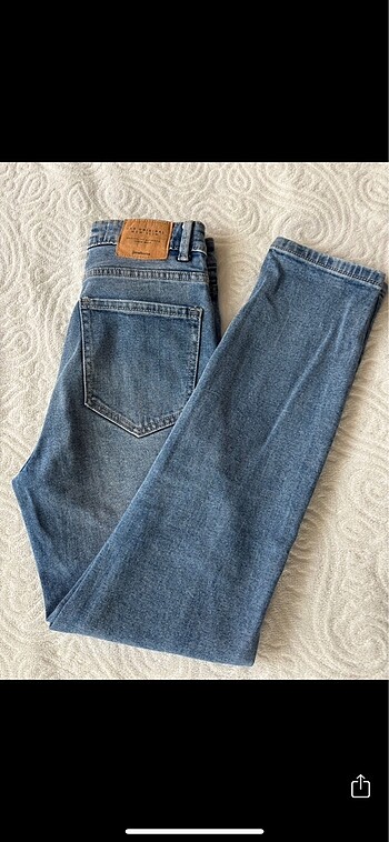 Stradvarius mom jean