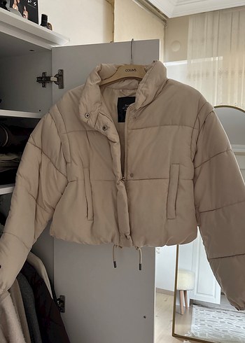 Bej Düğmeli Kadın Kışlık Mont - Görsel 2