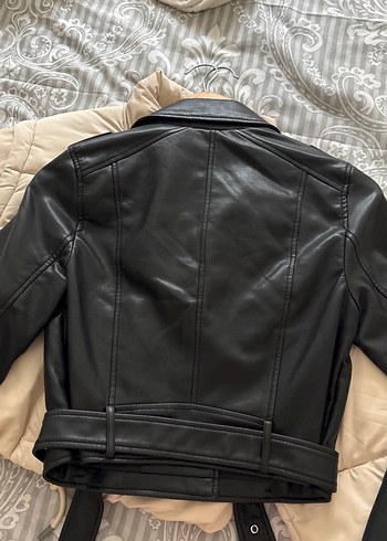 Kemerli Siyah Biker Deri Kadın Ceket - Görsel 3