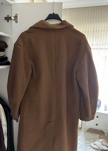 Bershka çift düğmeli kahverengi kaban - Görsel 3