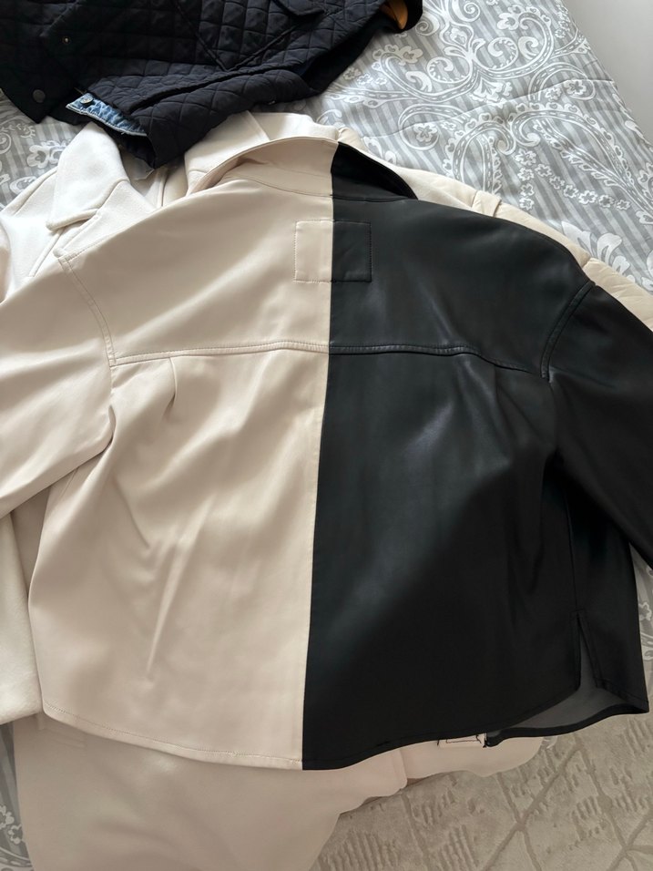 Bershka düğmeli Beyaz Midi Deri Ceket - Görsel 4