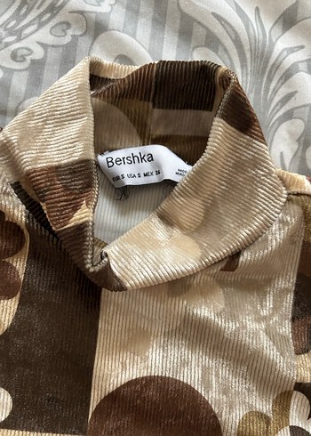 Bershka Sırt Detaylı Uzun Kollu Kadın Bluz - Görsel 3
