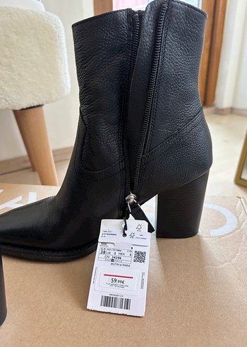 Mango Siyah Deri Topuklu Bot - Görsel 3