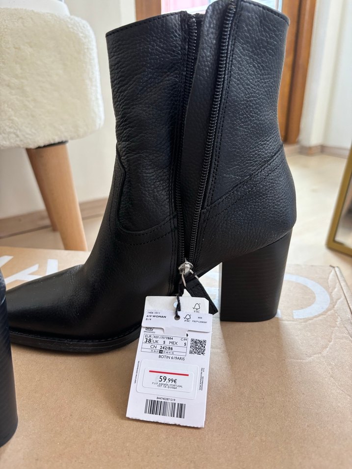 Mango Siyah Deri Topuklu Bot - Görsel 3