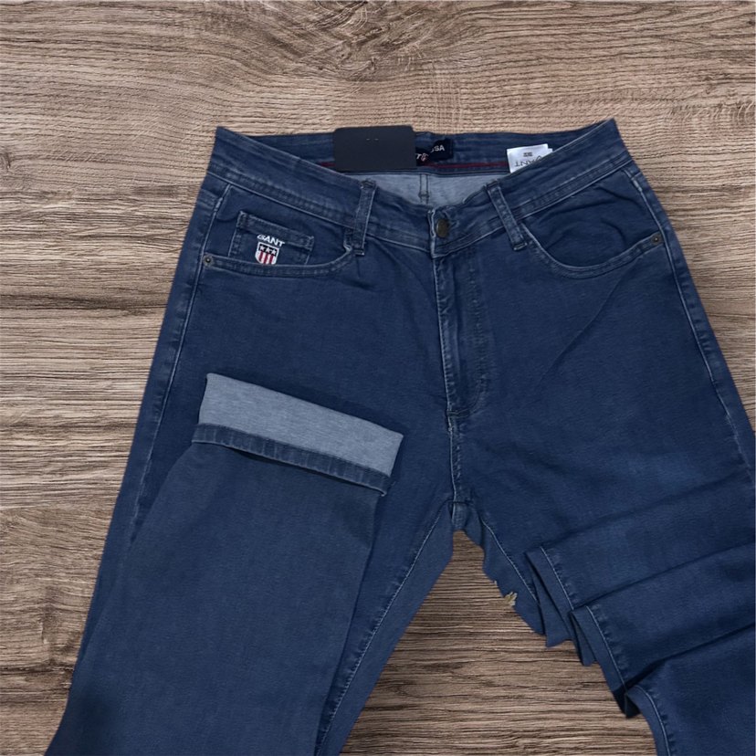 GANT Erkek Lacivert Düğmeli Tapered Kot Pantolon - Görsel 2